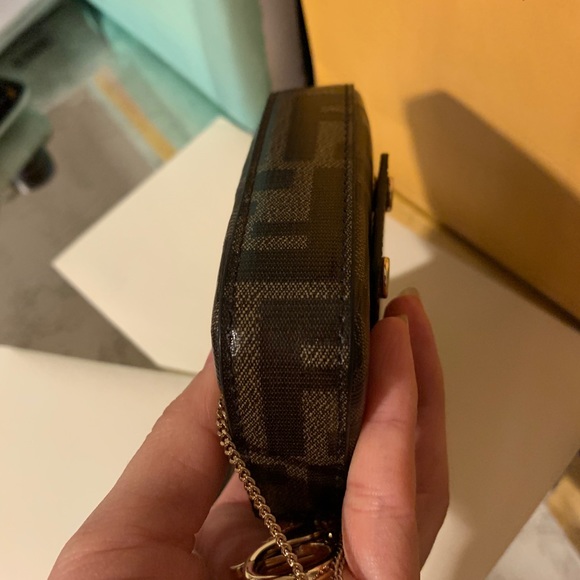 ❌SOLD❌ Fendi Nano baguette - Picture 12 of 16